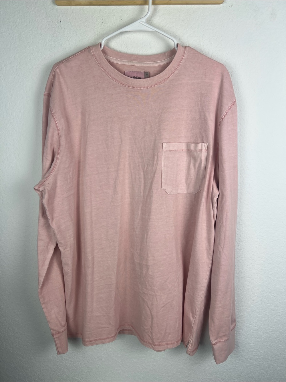 Goodfellow & Co Long Sleeve Pocket Tee in Light Pink Men’s Size XL